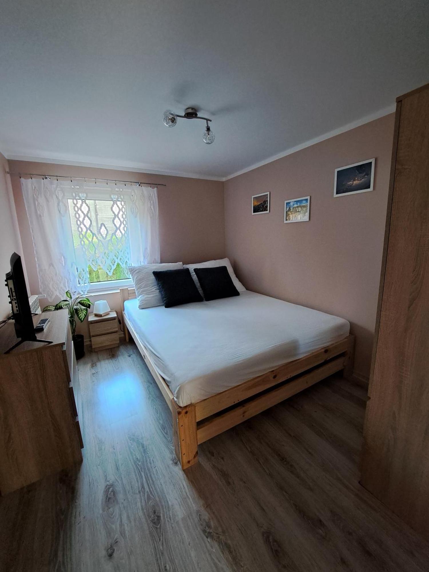 Strzyzowiec 80 * Czernica (Jelenia Gora)